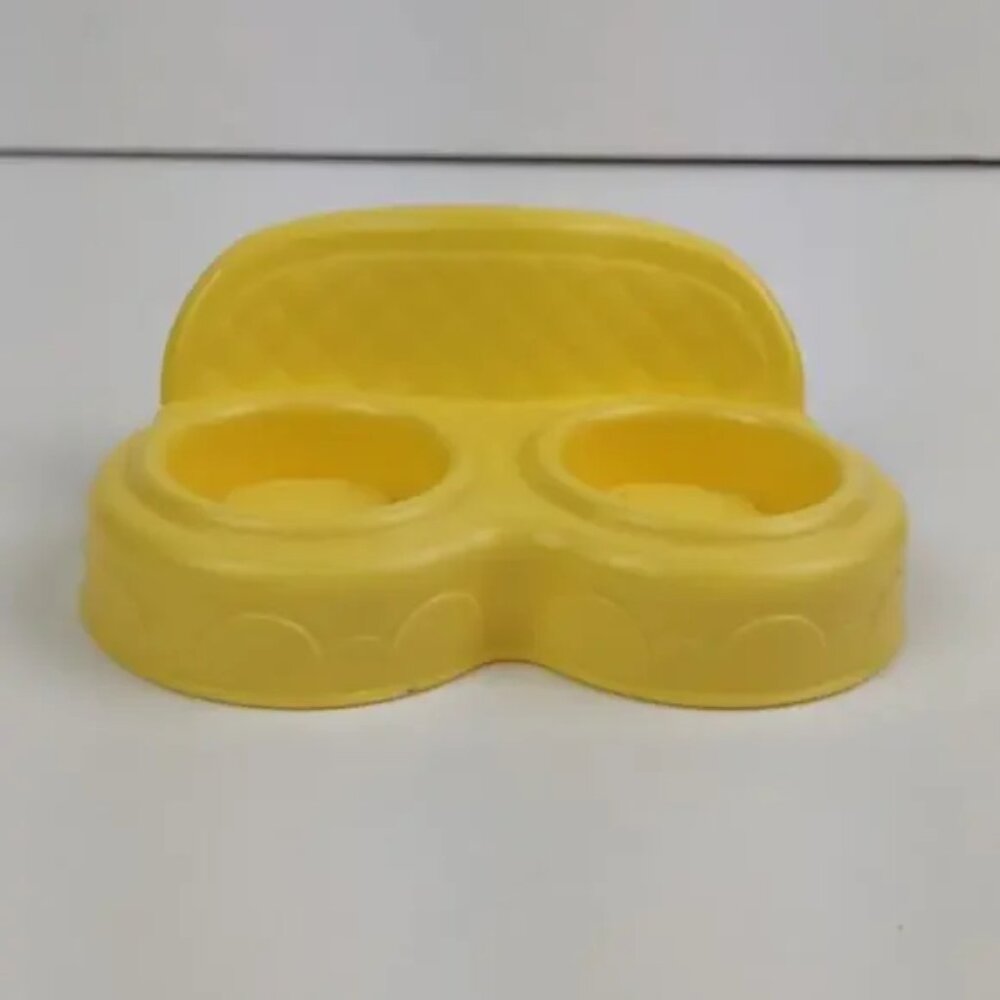 Fisher Price Little People Disney Dancing Palace Furniture Yellow Chair Sofa